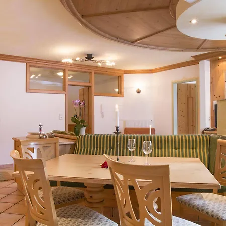 Appartements Fliana St. Anton Sankt Anton am Arlberg Buitenkant foto
