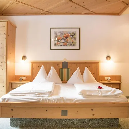 Appartements Fliana St. Anton Sankt Anton am Arlberg Buitenkant foto